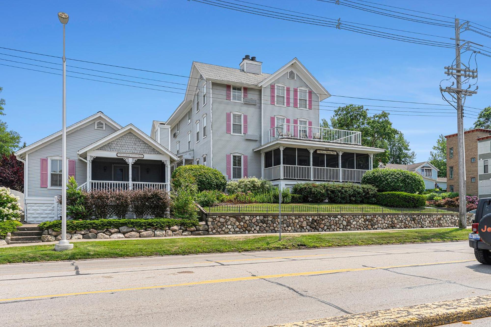 Harbor House Inn Grand Haven Exterior foto
