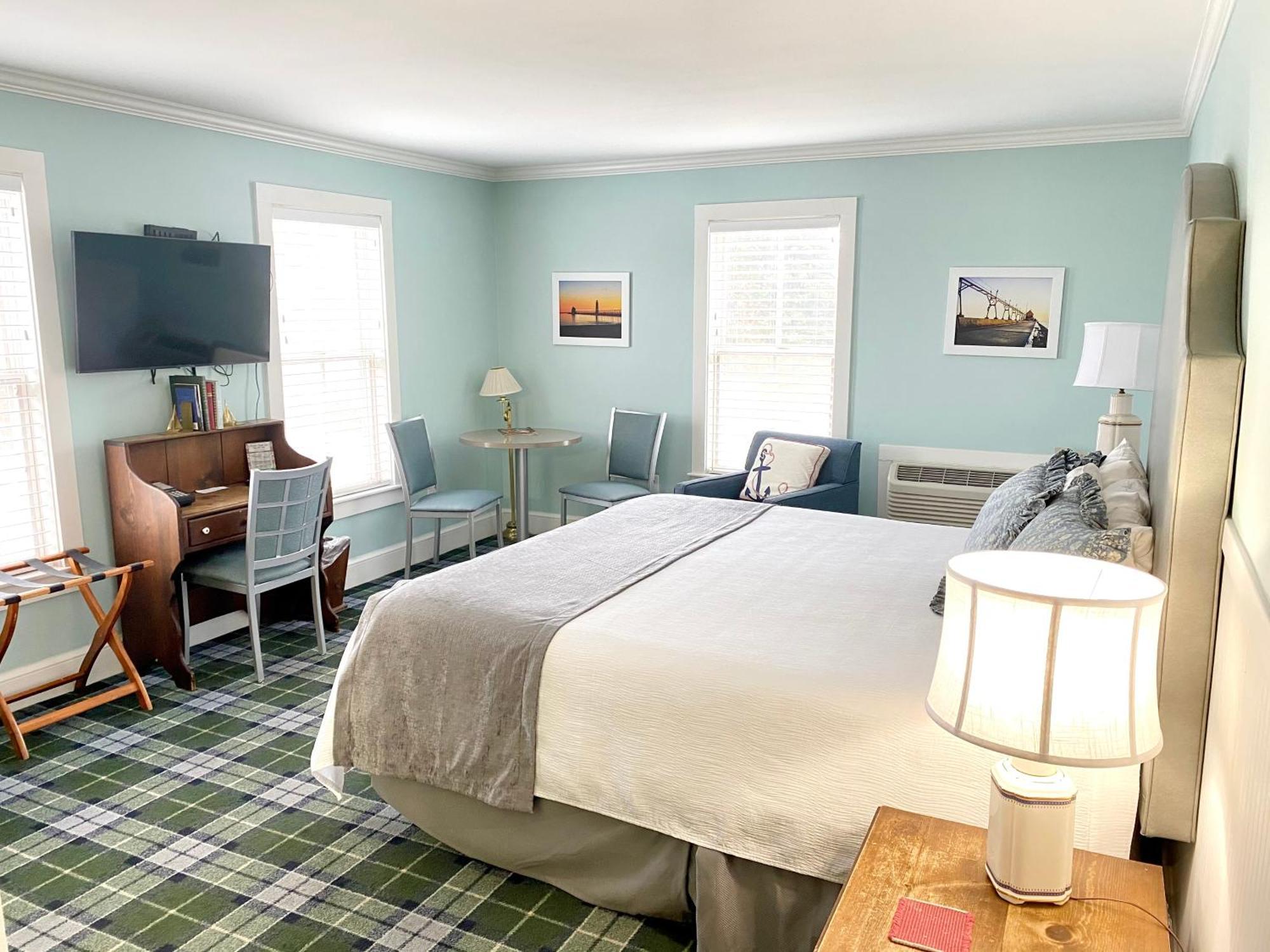Harbor House Inn Grand Haven Habitación foto